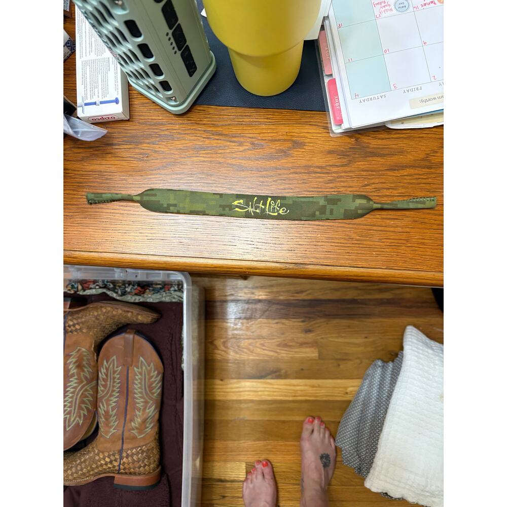 NEW Salt Life Neoprene Eyewear Retainer